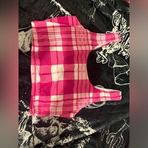🎊 5/$25 🎊 Pink plaid crop top